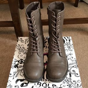 Taupe boots